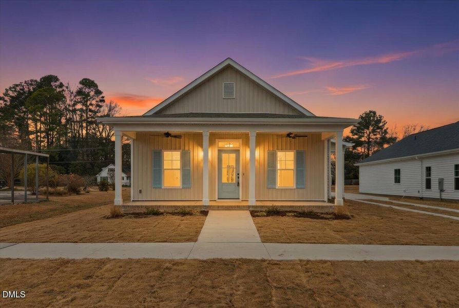 32-112 Mason St-Twilight-1 32-112 Mason St-Twilight-1