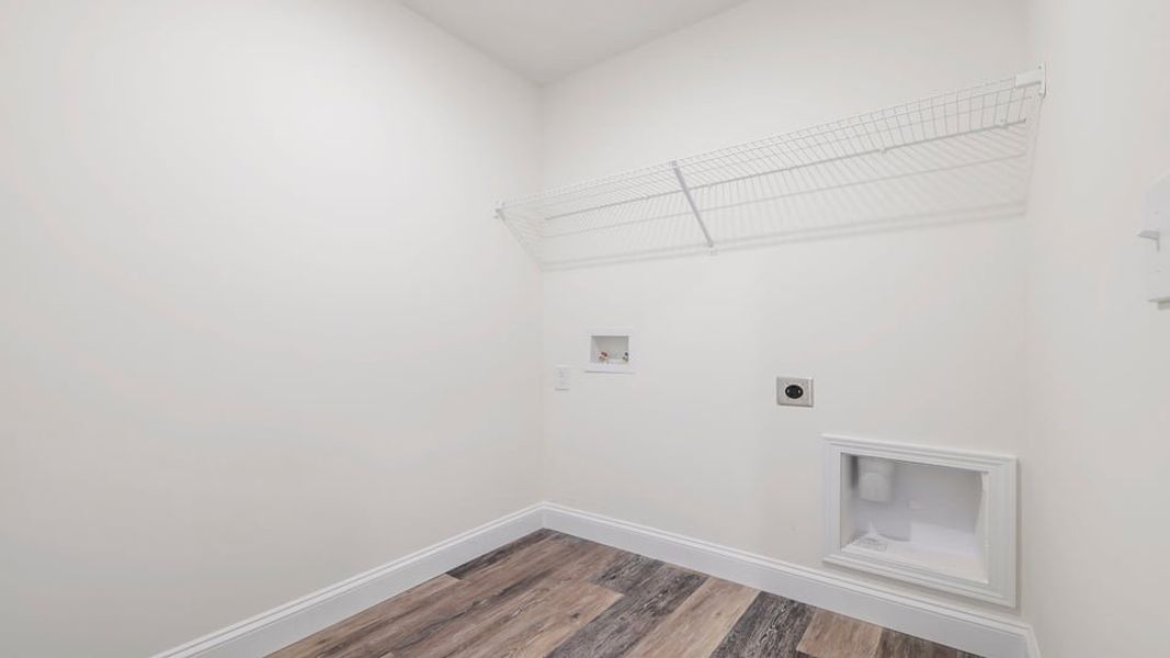 Spacious, unfurnished interior of a new home in Edgewood Estates, Greenville (Image 32).