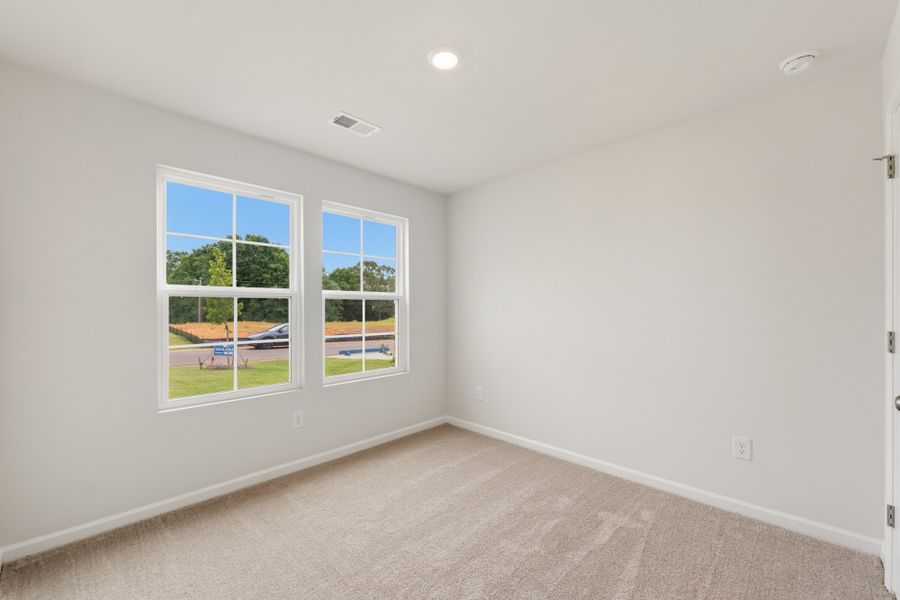 Spacious, unfurnished interior of a new home in Evergreen, Spartanburg (Image 14). Spacious, unfurnished interior of a new home in Evergreen, Spartanburg (Image 14).