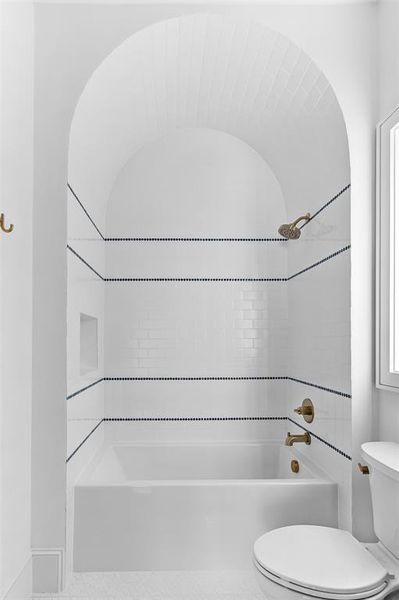 Image 39 of a home in .