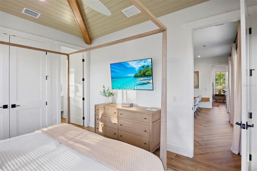 Furnished interior view inside a new home in , Sarasota (Image 15).