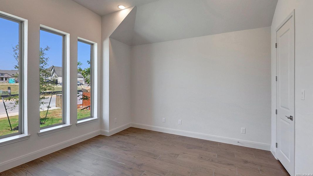 Spacious, unfurnished interior of a new home in Kallison Ranch, San Antonio (Image 23).