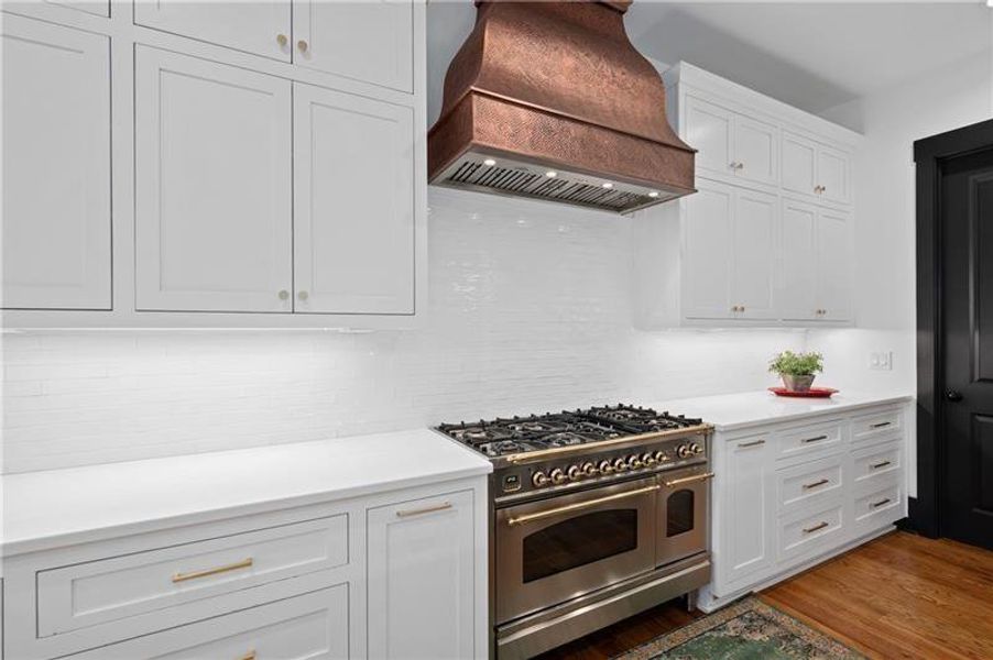 Furnished interior view inside a new home in , Athens (Image 14).