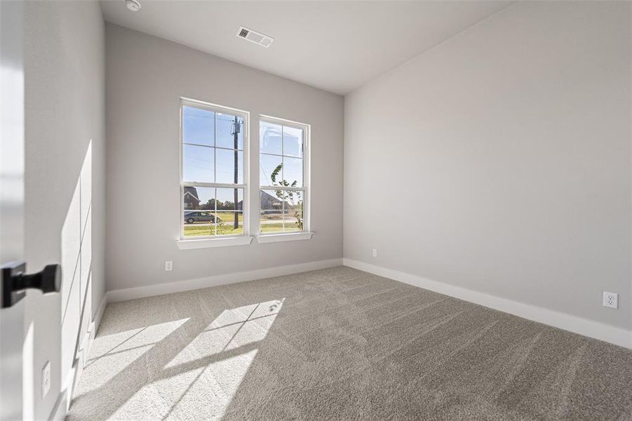 Spacious, unfurnished interior of a new home in Fannin Ranch, Leonard (Image 25).