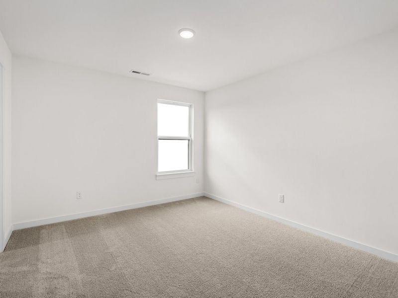 Spacious, unfurnished interior of a new home in Benders Cove, Mount Juliet (Image 45).