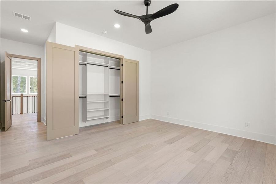 Spacious, unfurnished interior of a new home in , Lawrenceville (Image 39).