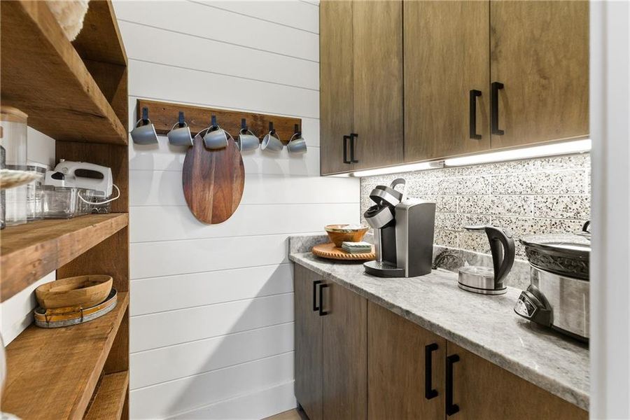 Close-up of interior finishes inside a home in , Blue Ridge (Image 18).