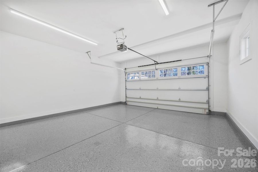 Spacious, unfurnished interior of a new home in , Charlotte (Image 24).