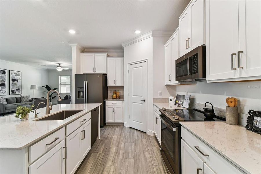 Furnished interior view inside a new home in , Land O' Lakes (Image 7).