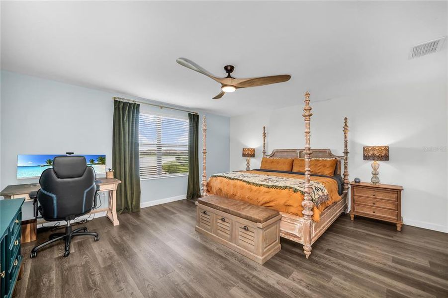 Furnished interior view inside a new home in , Lakewood Ranch (Image 44).