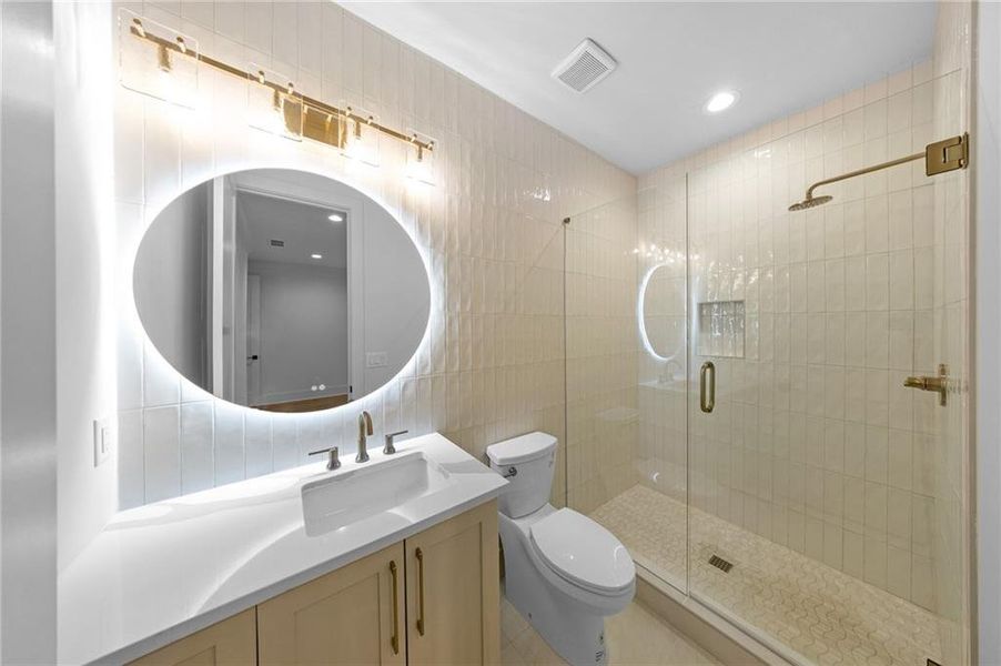 Furnished interior view inside a new home in , Alpharetta (Image 10). Furnished interior view inside a new home in , Alpharetta (Image 10).