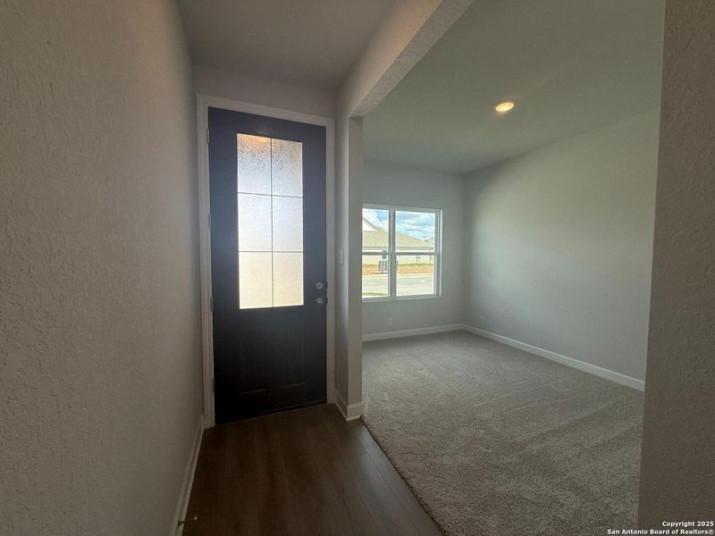 Spacious, unfurnished interior of a new home in The Summit at Saddlebrook Ranch 55's, Schertz (Image 21).