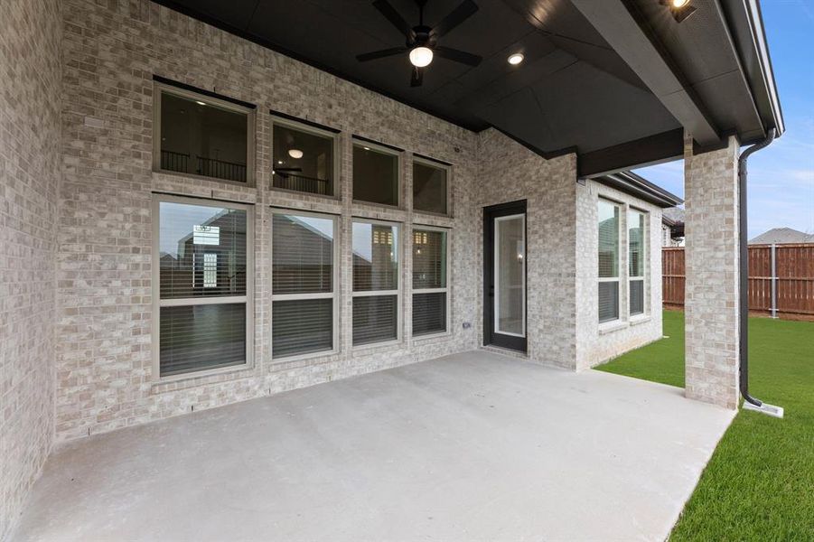 10004 La Frontera-Patio-1 10004 La Frontera-Patio-1