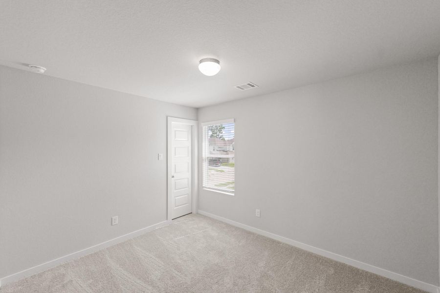 Spacious, unfurnished interior of a new home in Cypresswood Landing, Humble (Image 32).