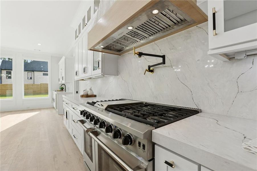 Close-up of interior finishes inside a home in , Lawrenceville (Image 21).