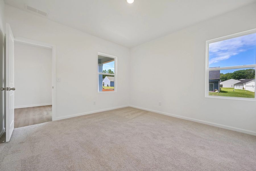 Representative images and renderings are for illustrative purposes. Actual structural options and design finishes of home may vary