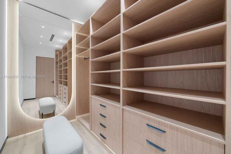 First Floor Junior Suite Closet