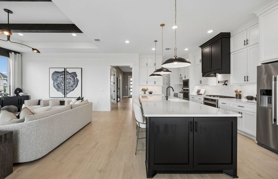 Representative furnished interior of a home built from the Renown by Del Webb in Del Webb Sugar Land at Ryehill, Rosenberg (Image 10). Representative furnished interior of a home built from the Renown by Del Webb in Del Webb Sugar Land at Ryehill, Rosenberg (Image 10).