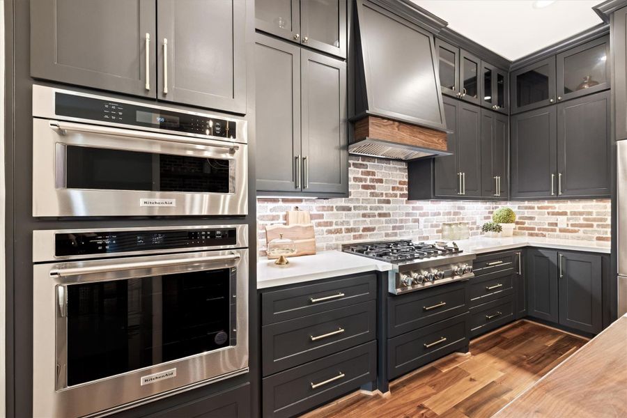 Furnished interior view inside a new home in , Galveston (Image 32).