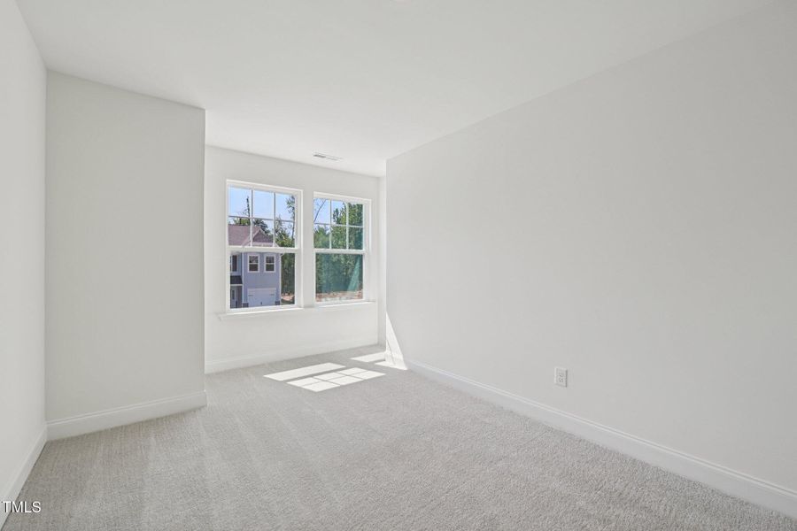 27-web-or-mls-Kensley Grv Ln-2406-027