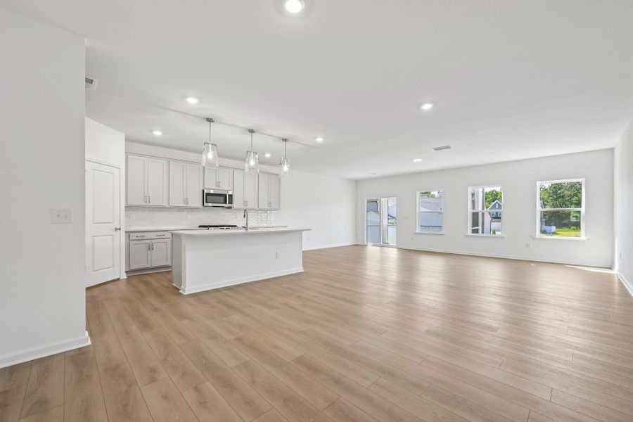 Kitchen featuring the AW Collection® Milan - Chic gray finishes and smooth surfaces shine.