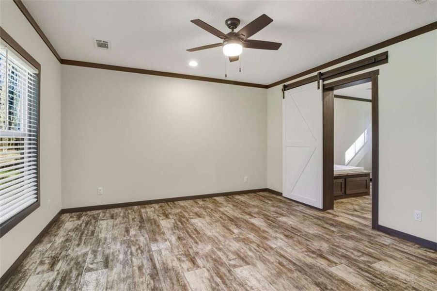 Spacious, unfurnished interior of a new home in , Eatonton (Image 14).