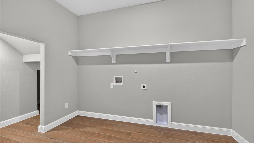 Spacious, unfurnished interior of a new home in Treeline, Justin (Image 48). Spacious, unfurnished interior of a new home in Treeline, Justin (Image 48).