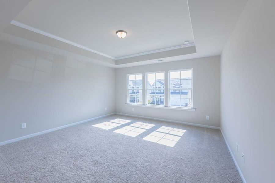 Spacious, unfurnished interior of a new home in Red Bird Manor, Jefferson (Image 11).