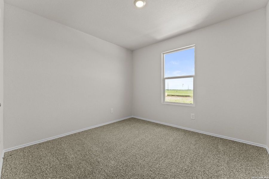 Spacious, unfurnished interior of a new home in Swenson Heights, Seguin (Image 24).