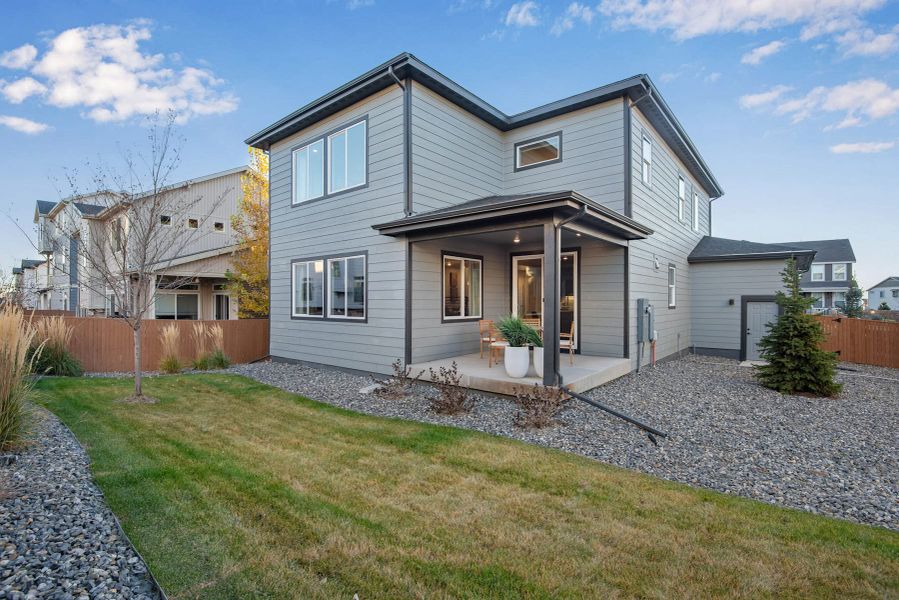 Exterior details and patio area of a home in Reunion, Commerce City (Image 3).