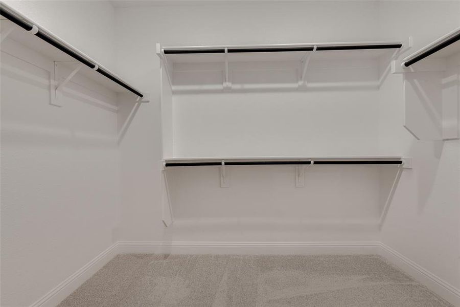 Spacious, unfurnished interior of a new home in Creekside of Crowley, Crowley (Image 26).