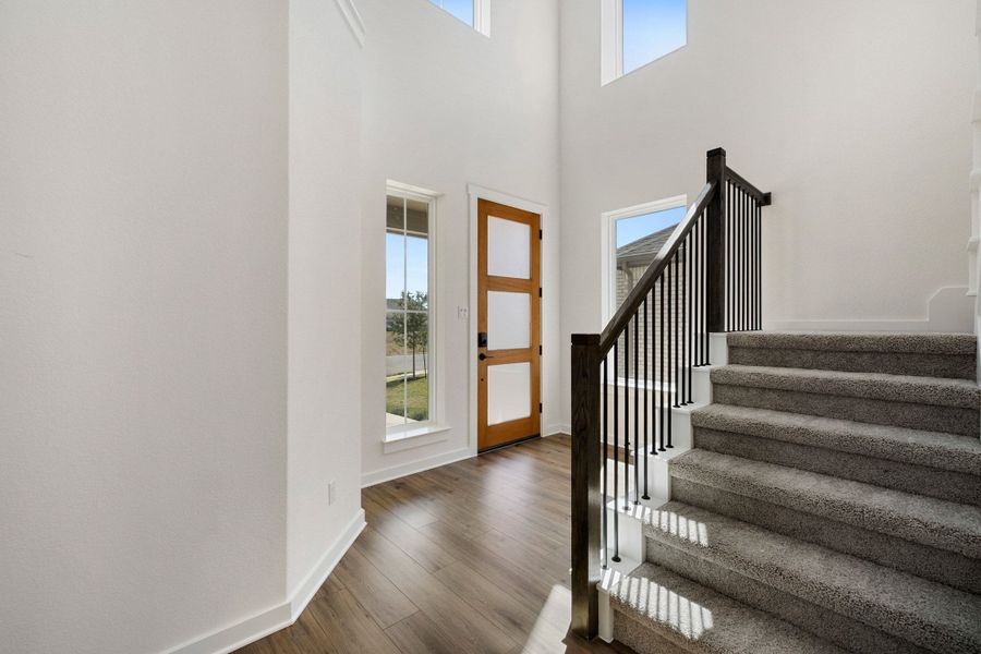 Spacious, unfurnished interior of a new home in Flora, Hutto (Image 21).