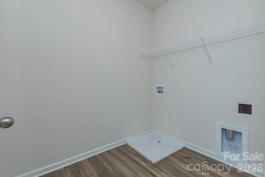 Spacious, unfurnished interior of a new home in Country Club Village, Salisbury (Image 26).