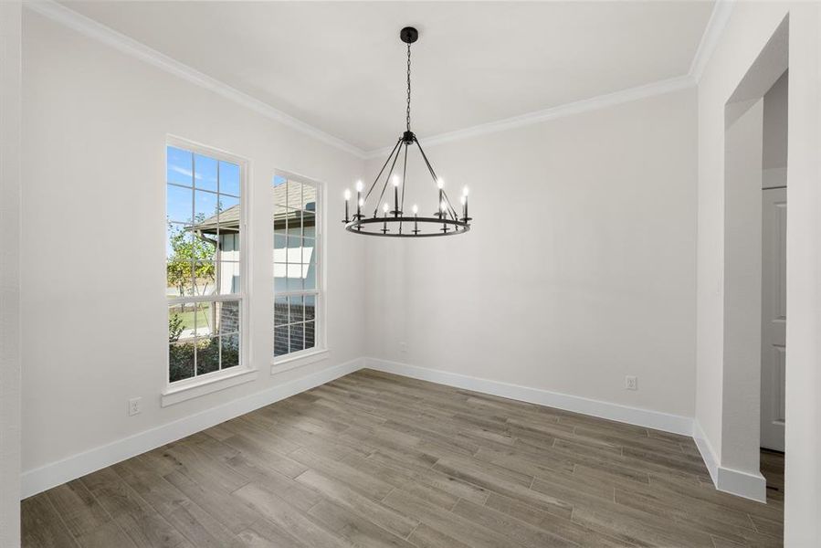 9420 Bluestem- Dining-1