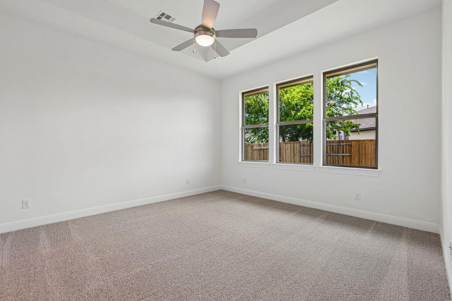 Spacious, unfurnished interior of a new home in 6 Creeks, Kyle (Image 24). Spacious, unfurnished interior of a new home in 6 Creeks, Kyle (Image 24).