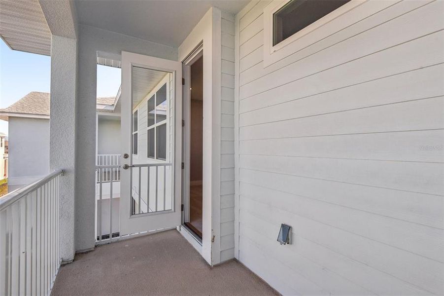 Exterior details and patio area of a home in Lagoon Residences at Epperson, Wesley Chapel (Image 4).