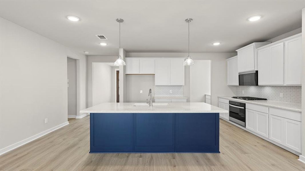 05. 9313 Derry - Kitchen