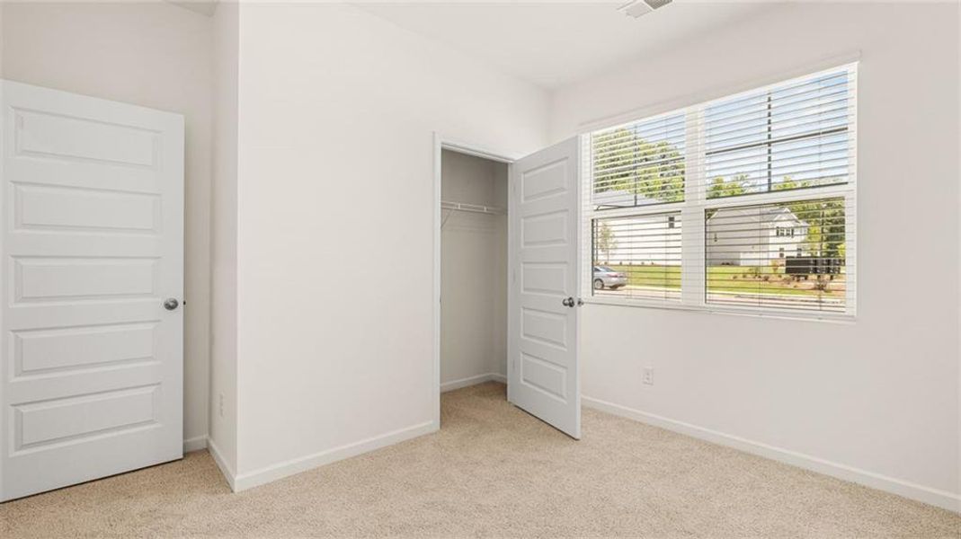 Spacious, unfurnished interior of a new home in Oakchase at Hampton, Hampton (Image 12).