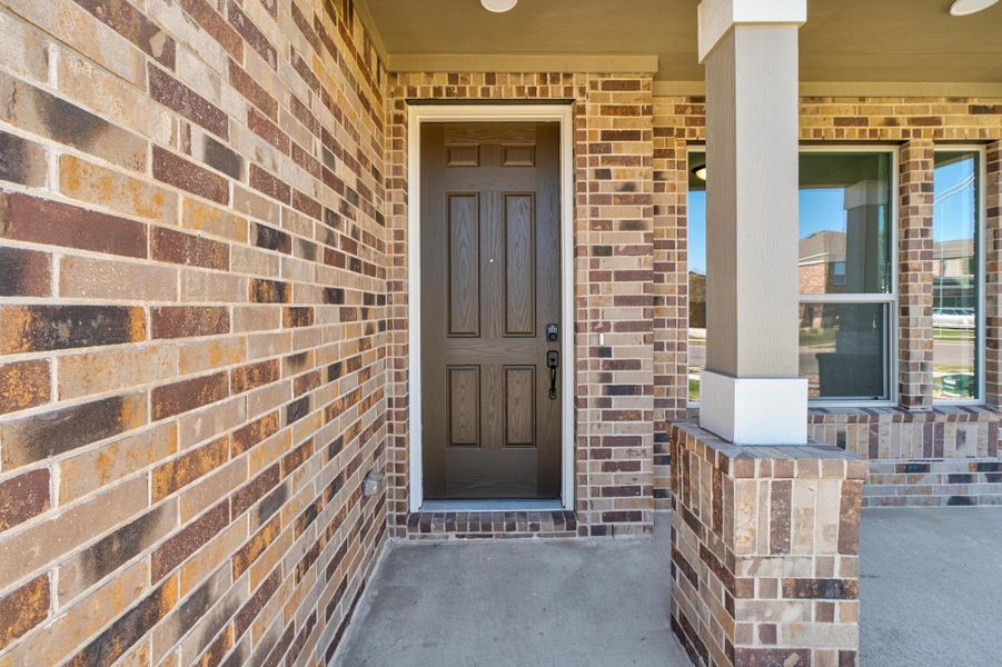 Exterior details and patio area of a home in Salerno - Heritage Collection, Round Rock (Image 21).