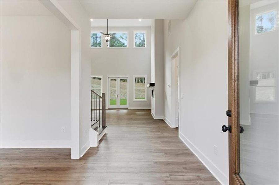 Spacious, unfurnished interior of a new home in , Rome (Image 18).