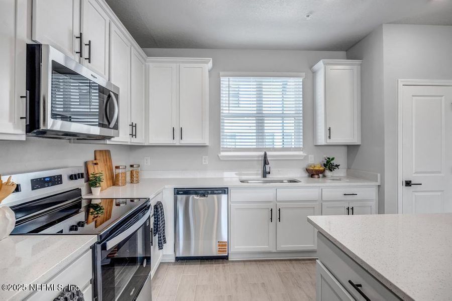 Furnished interior view inside a new home in , Jacksonville (Image 16).