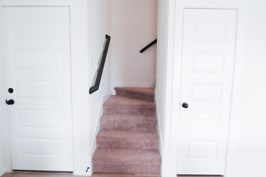 Spacious, unfurnished interior of a new home in Foxtail Palms, Manvel (Image 15).