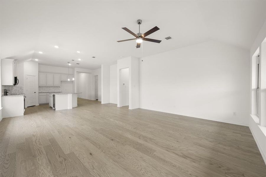 4532 Lyre Leaf- Living Room-2 4532 Lyre Leaf- Living Room-2