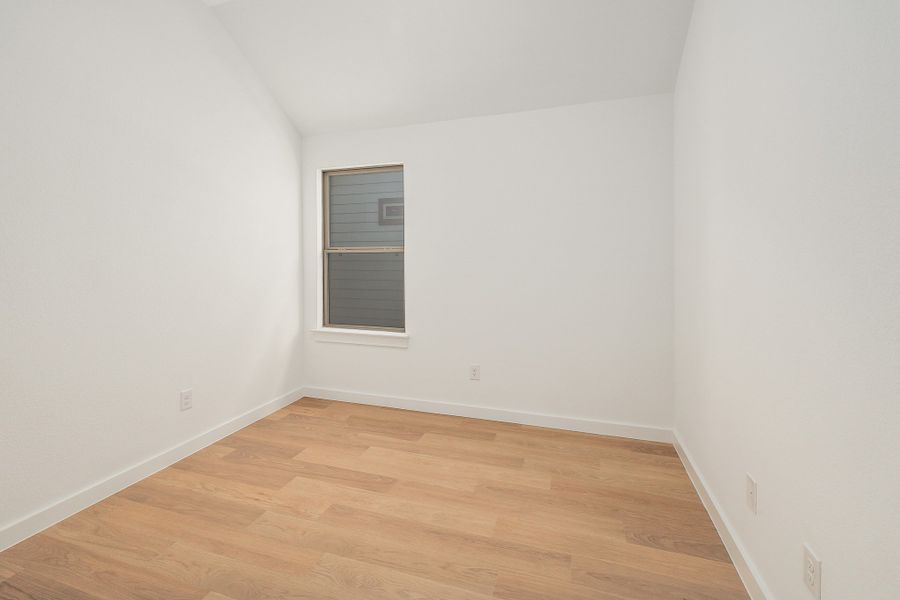 Spacious, unfurnished interior of a new home in Prairie Winds, Hutto (Image 27).