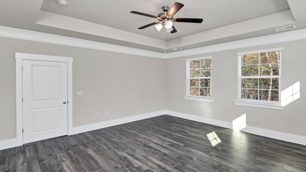 Representative unfurnished interior of a home built from the Litchfield by D.R. Horton in Lake Tide Summit, Chapin (Image 21).