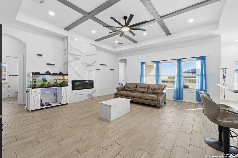 Furnished interior view inside a new home in , La Vernia (Image 19).