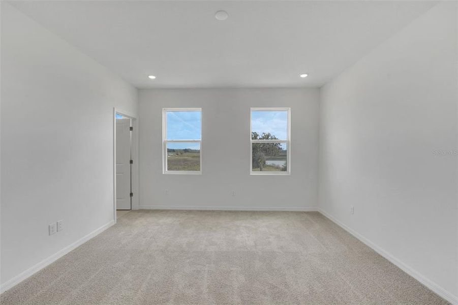 Spacious, unfurnished interior of a new home in Shores at Mirada, San Antonio (Image 29).