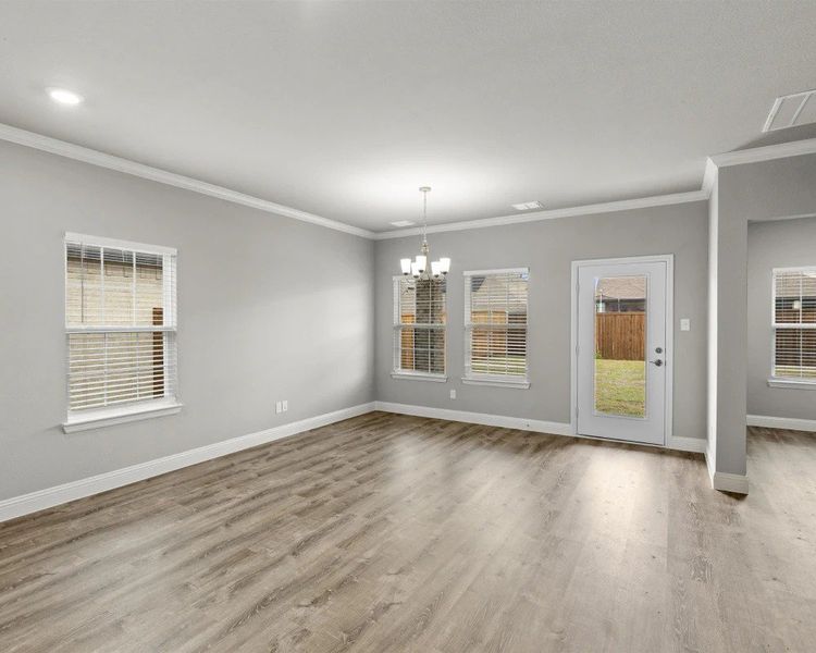 Representative unfurnished interior of a home built from the Nevada by BLUEHAVEN Homes in Lakepointe, Lavon (Image 26).