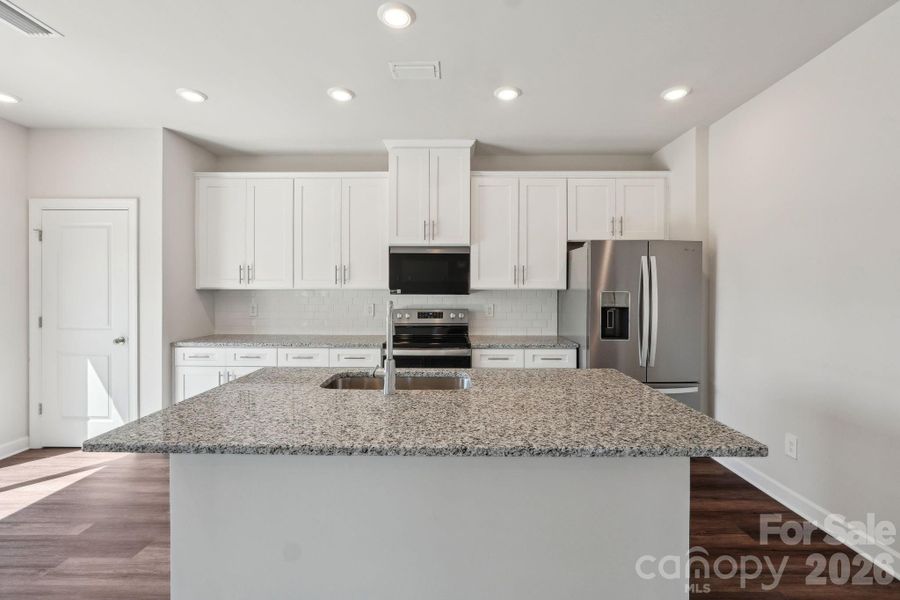 Photo is not of the actual home but is an inspirational photo of builder’s model home and may depict options, furnishings, and/or decorator features that are not included.