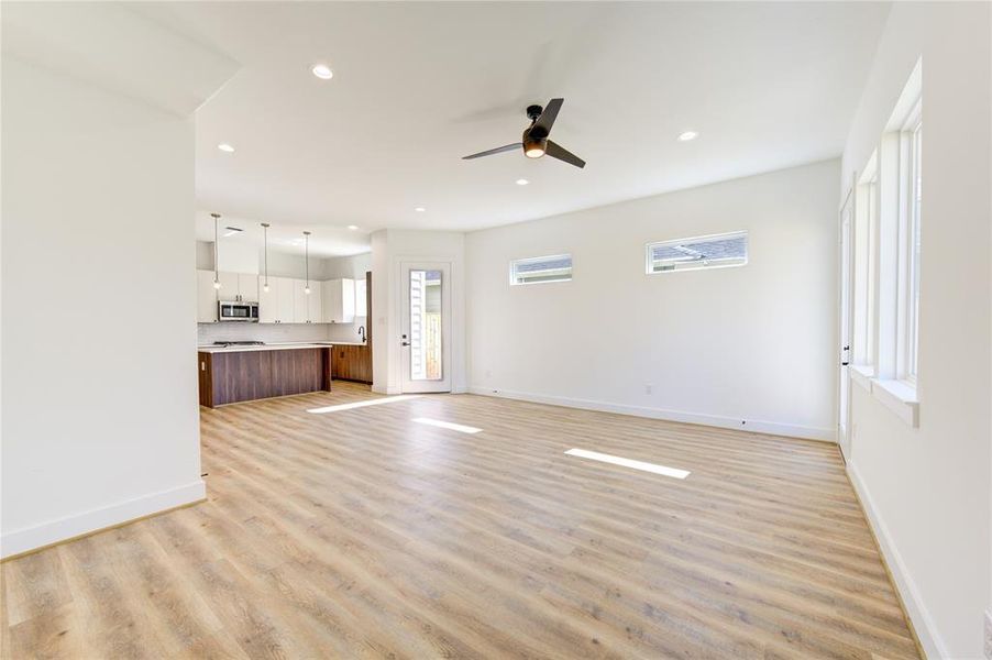 Big spacious living room